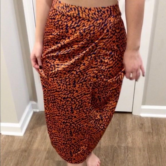 leopard print wrap midi skirt - Picture 1 of 2